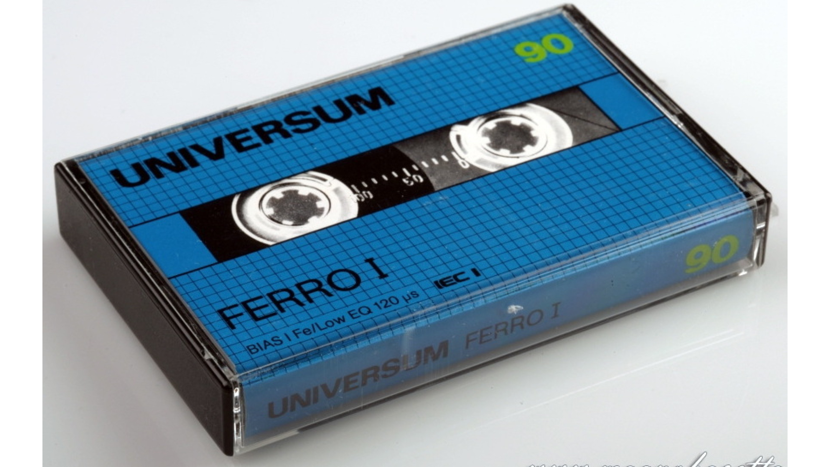 Universum Ferro I 90